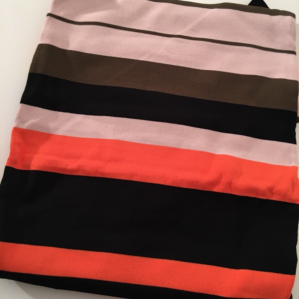 LAST ONE Off the shoulder, stripe, maxi dress. - Picture 3 of 4